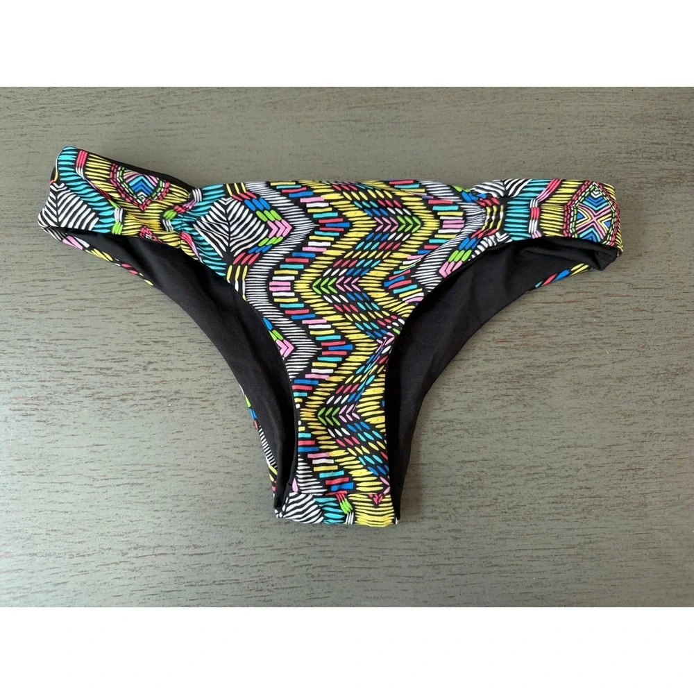 L Space Bitsy Cut Bikini Bottoms XS Multi Color Tribal Geometric Print Low Rise
